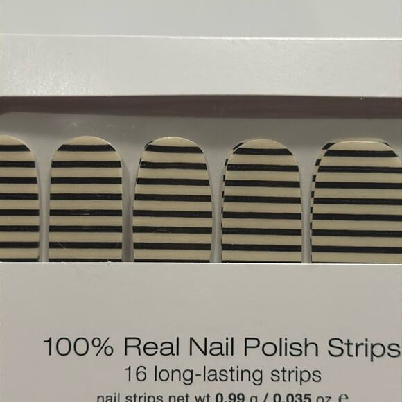 NWT Color Street “Between the Lines” Clear and Black Stripes Nail Strips - Picture 1 of 4